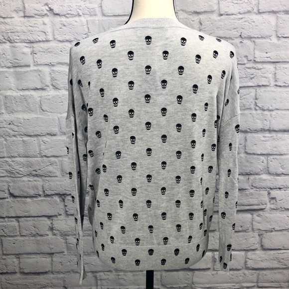 💀Philosophy Black and Gray Skull Sweater Small - Picture 4 of 14
